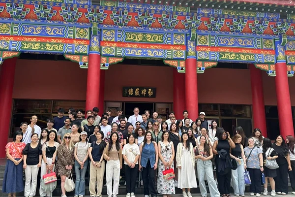 China 0.webp